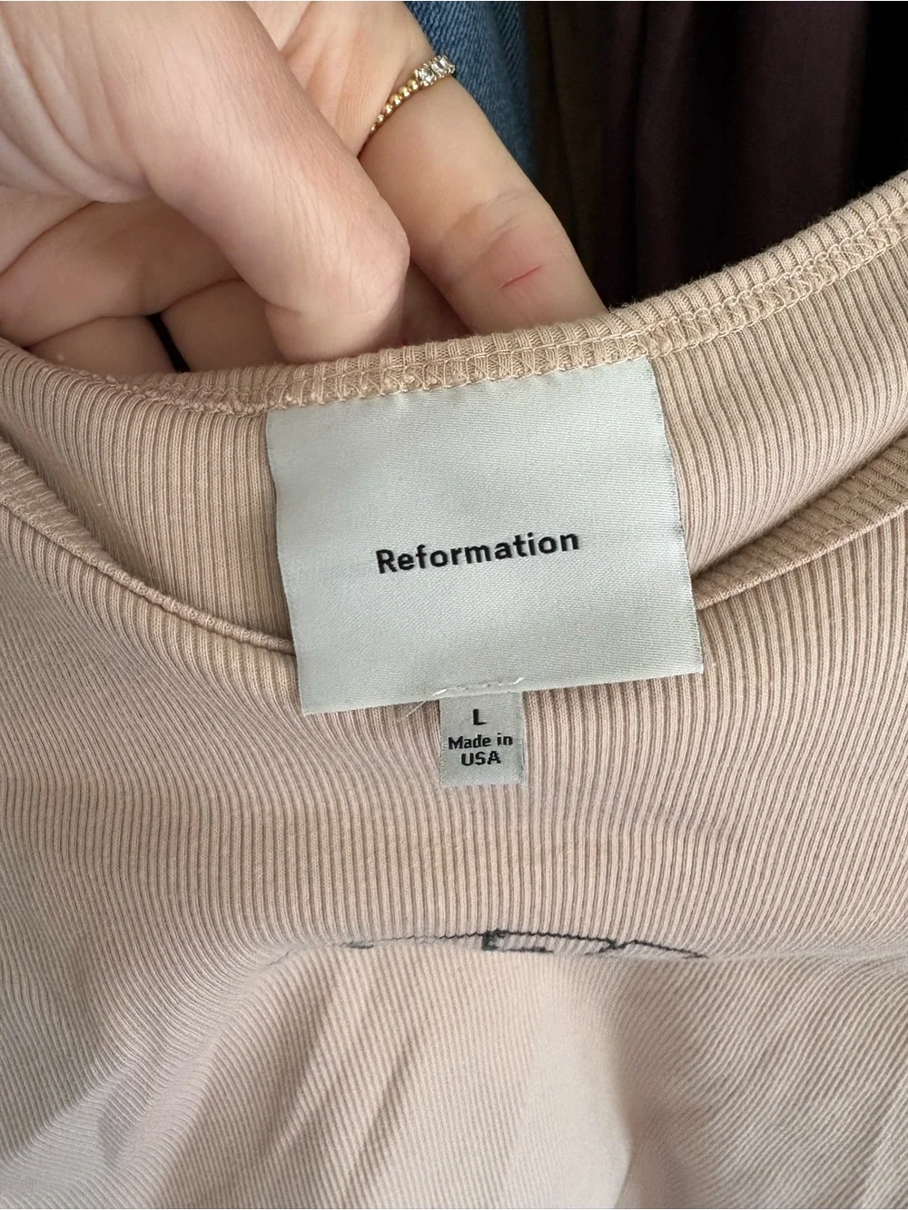 Reformation Beige Ribbed Crop Tee with Black Card Graphic